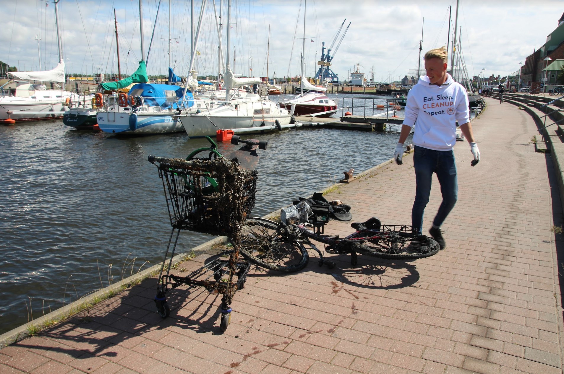 Rostock räumt auf - Stadthafen (Mecklenburg-Vorpommern)