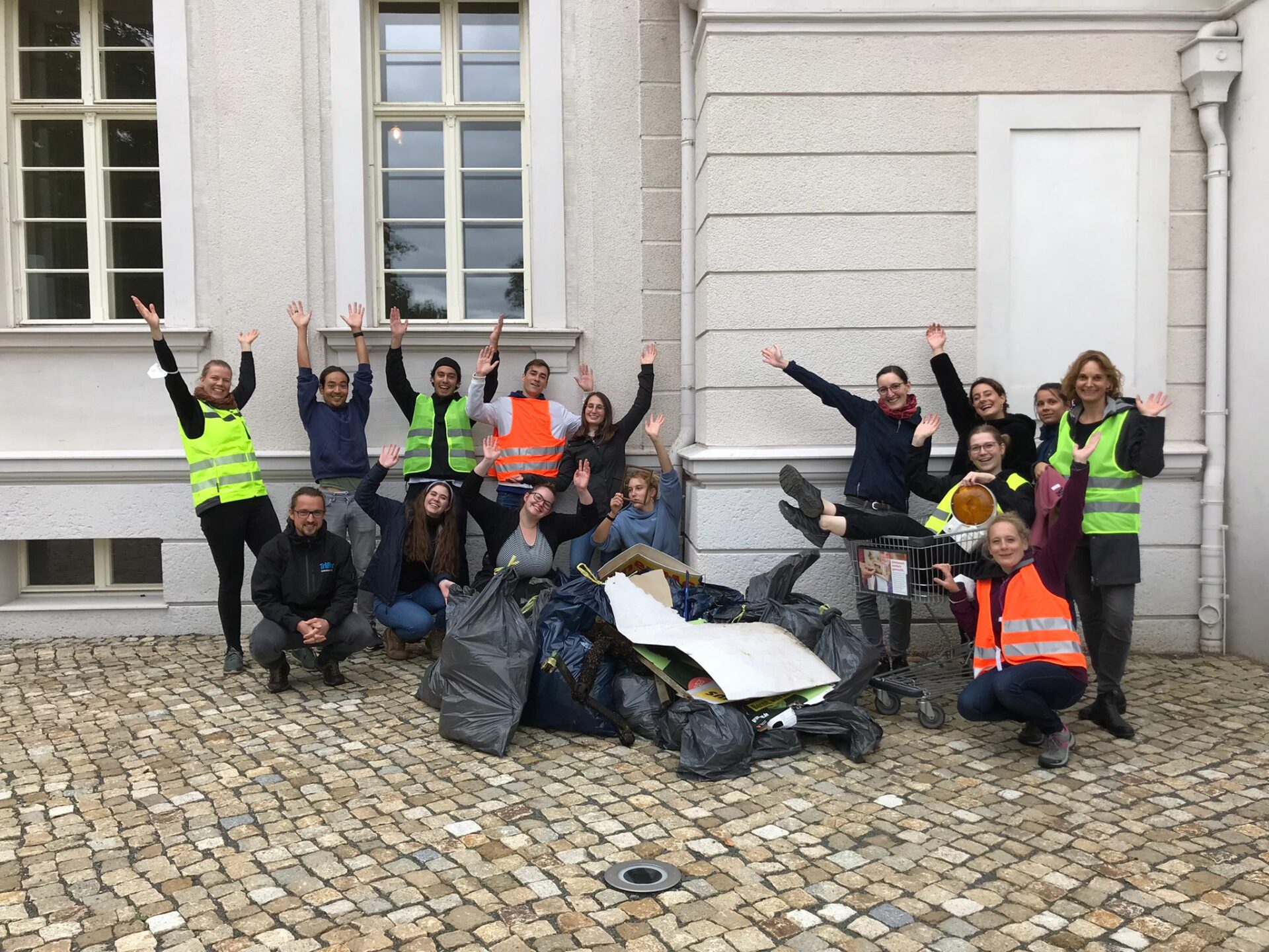 CleanUp...Hilf Mit Unrat zu Entfernen (Brandenburg)