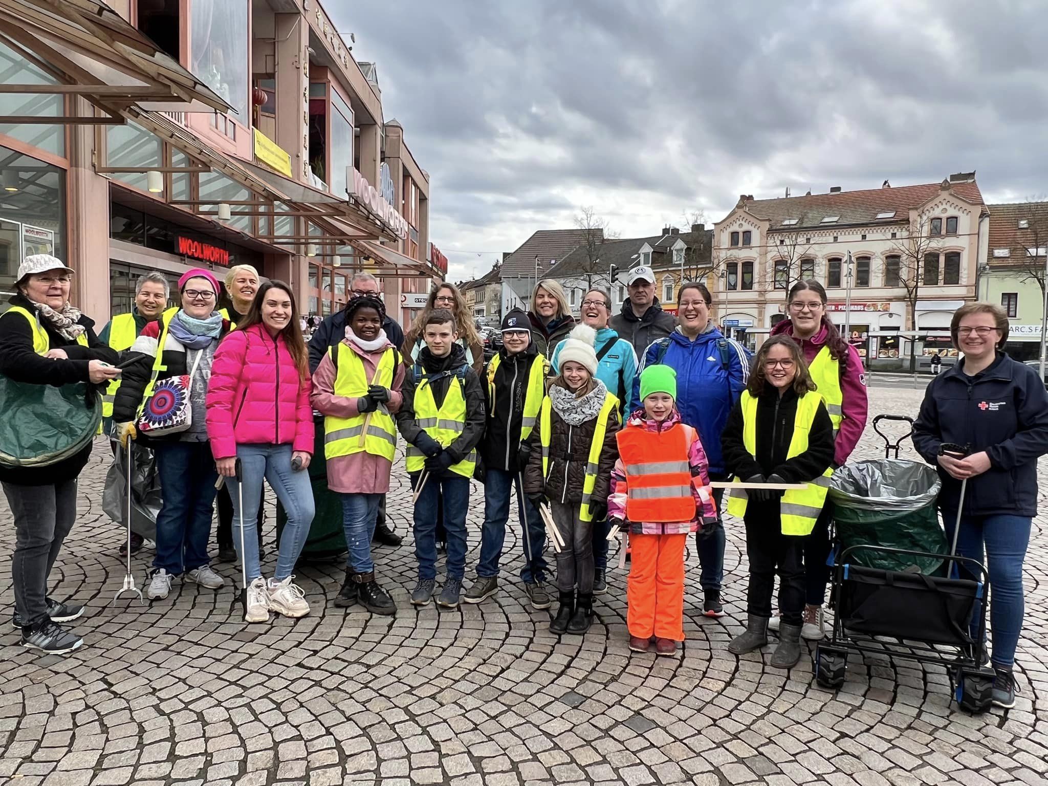 Dudweiler räumt auf am Sulzbach (Saarland)