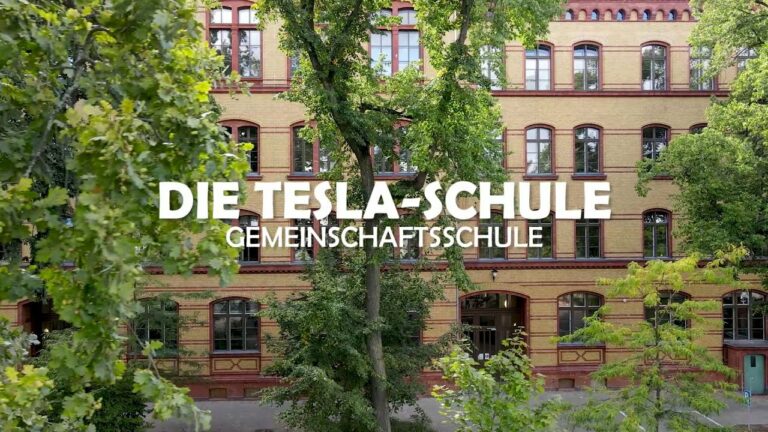 tesla schule