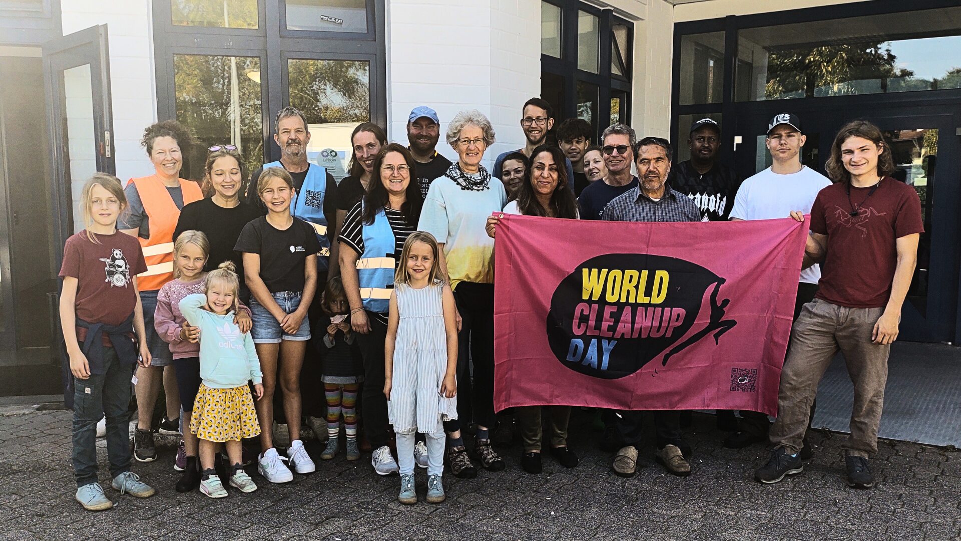 World Cleanup Day in Maintal - Sammelplatz 1 "Mainspielplatz am alten Fähranleger" (Hessen)
